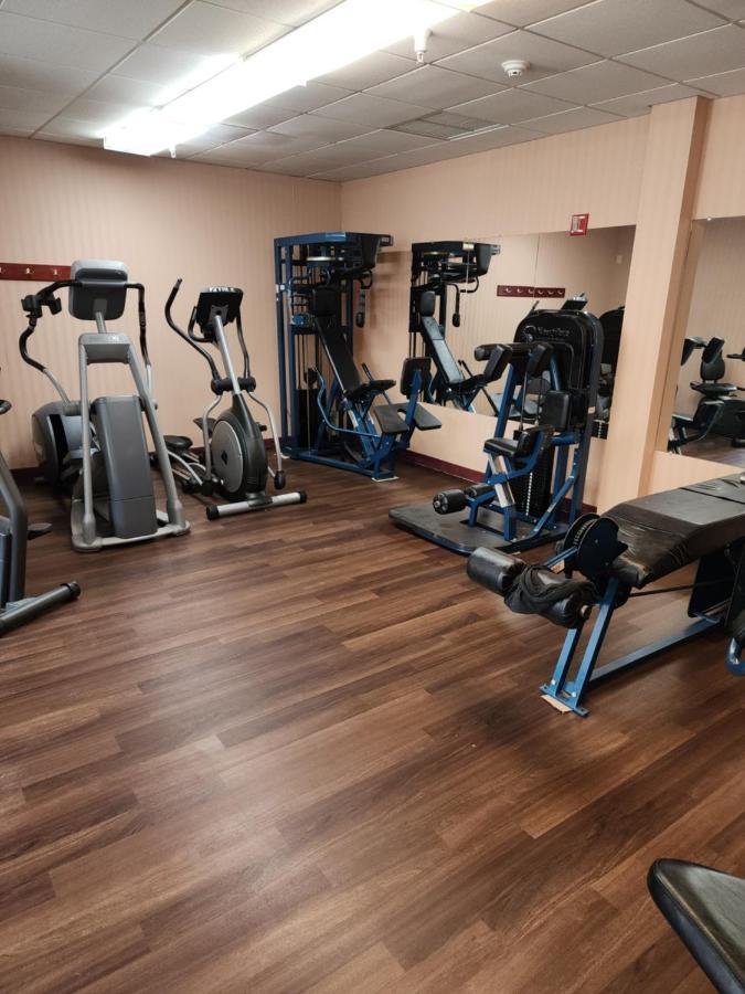 Quality Inn & Suites Bellville - Mansfield Esterno foto