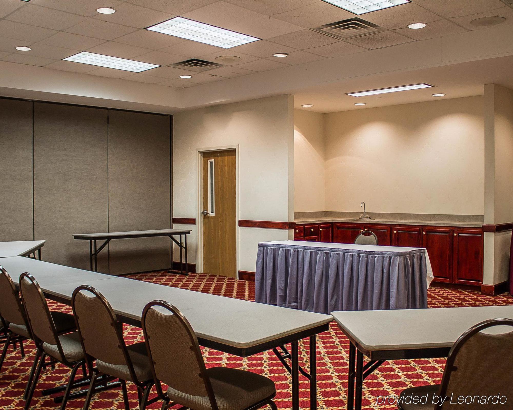 Quality Inn & Suites Bellville - Mansfield Esterno foto